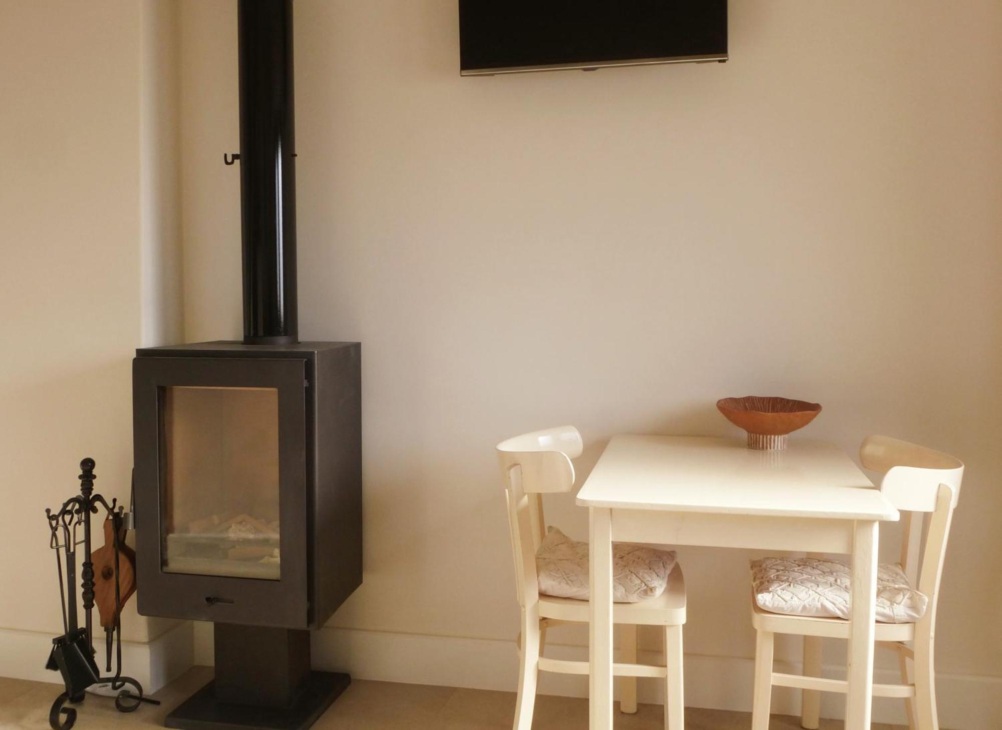 Apartamentos Rurales Entre Fuentes Куакос де Юсте Екстериор снимка