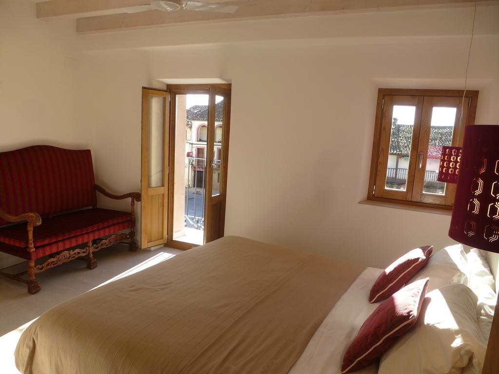 Apartamentos Rurales Entre Fuentes Куакос де Юсте Екстериор снимка
